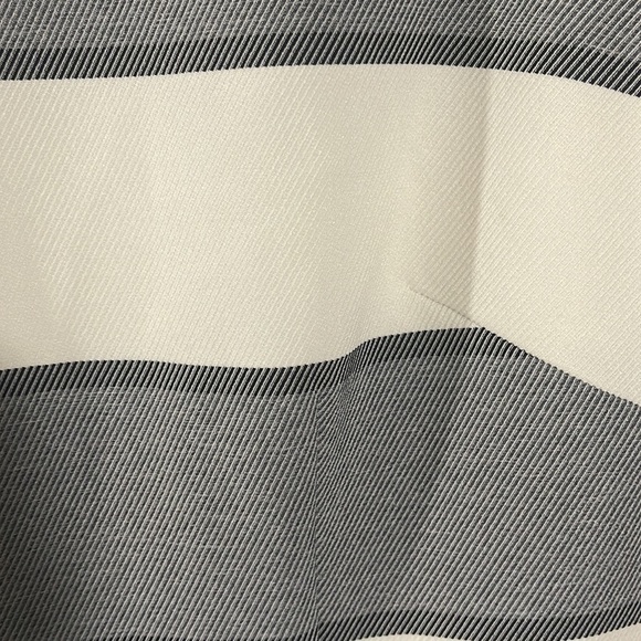 Cremieux Striped Shift Dress. Size 2. - Picture 5 of 12